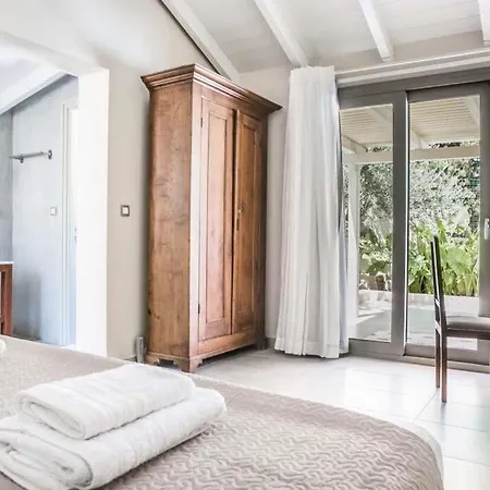 Villa Sleeps 5 Pool Air Con Wifi Argostoli (Kefalonia)